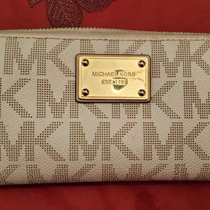 Michael Kors Designer Tan Zip Around Clutch Wallet